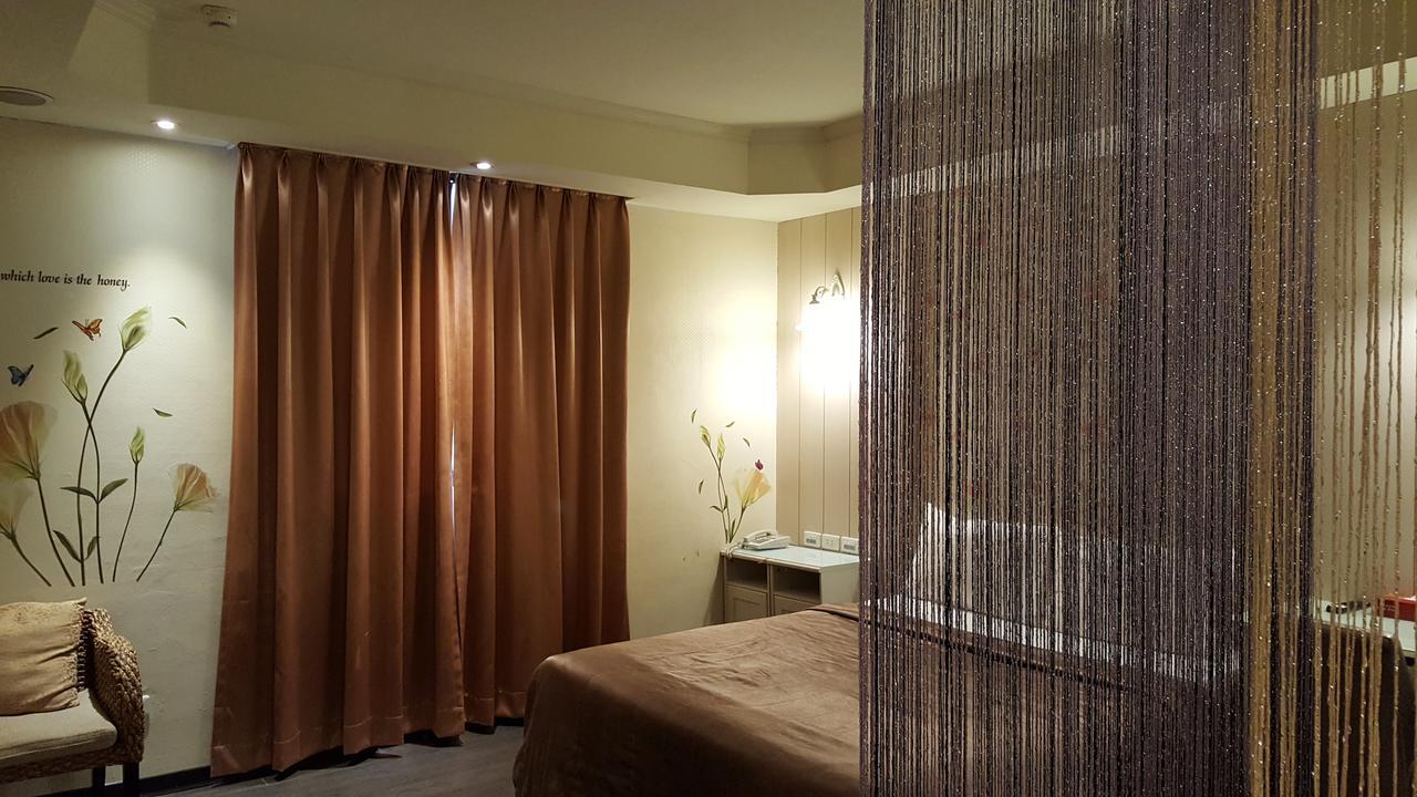 Windmill Fashion Hotel Гаосюн Экстерьер фото