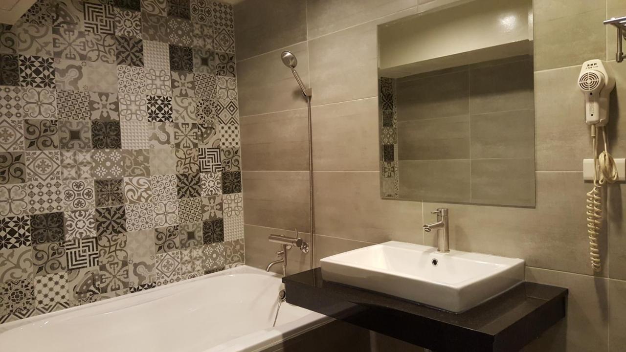 Windmill Fashion Hotel Гаосюн Экстерьер фото